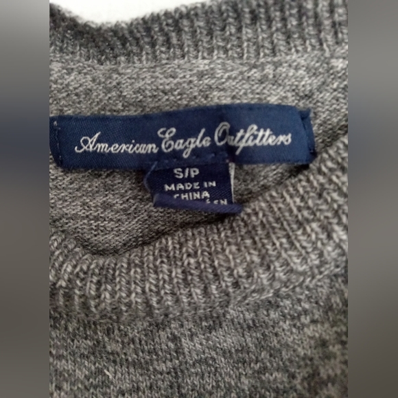 American Eagle shirt size small - Picture 2 of 2